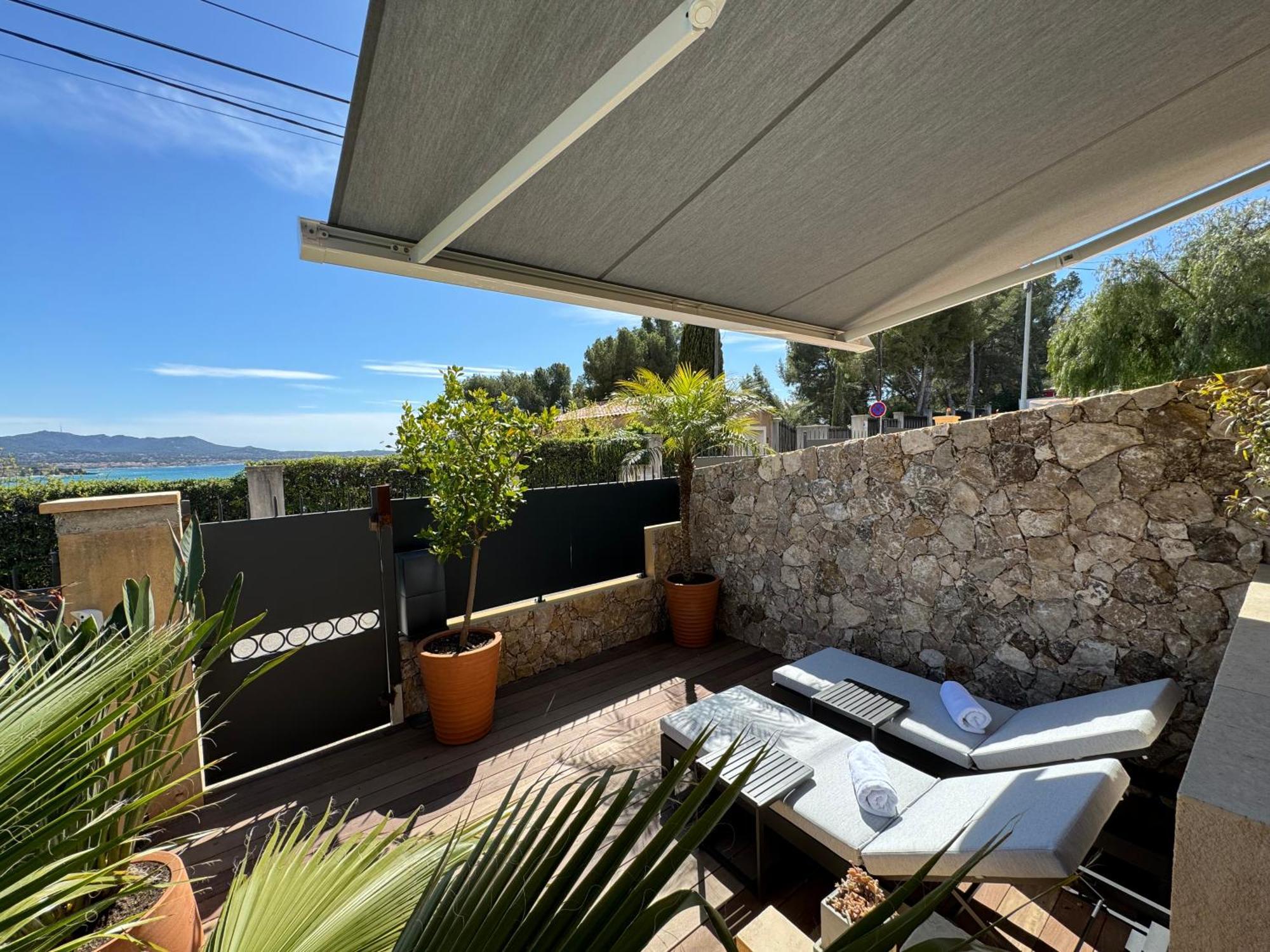 Confortable T2 Vue Mer Avec Terrasse Amenagee Et Parking Prive, Plage Et Port A Pied Sanary-sur-Mer Exterior foto